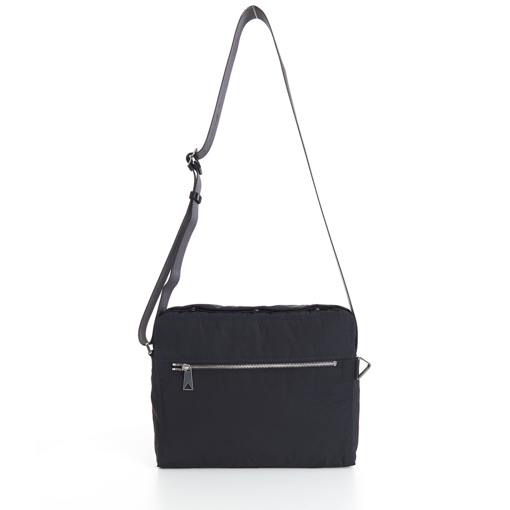 Black Nylon Messenger Bag – CHIIIQ